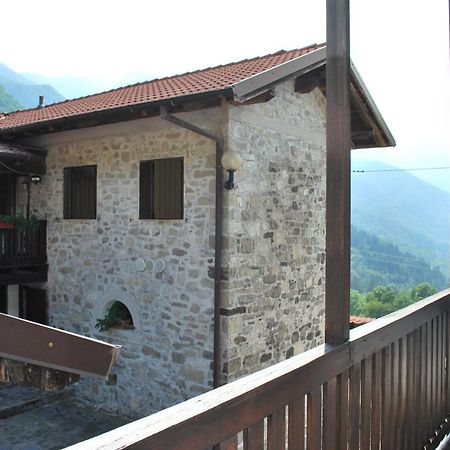 Rifugio Malga Grasia Caprizi Luaran gambar