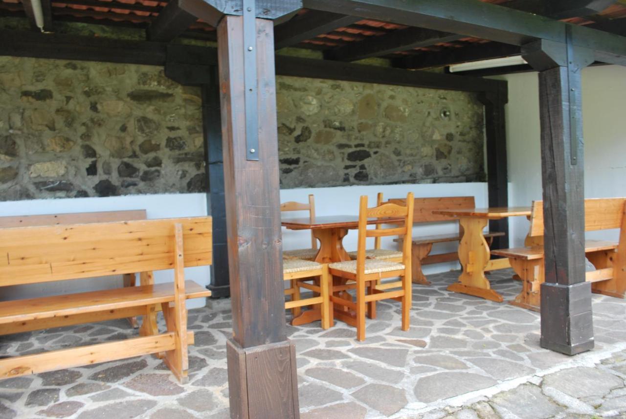 Rifugio Malga Grasia Caprizi Luaran gambar